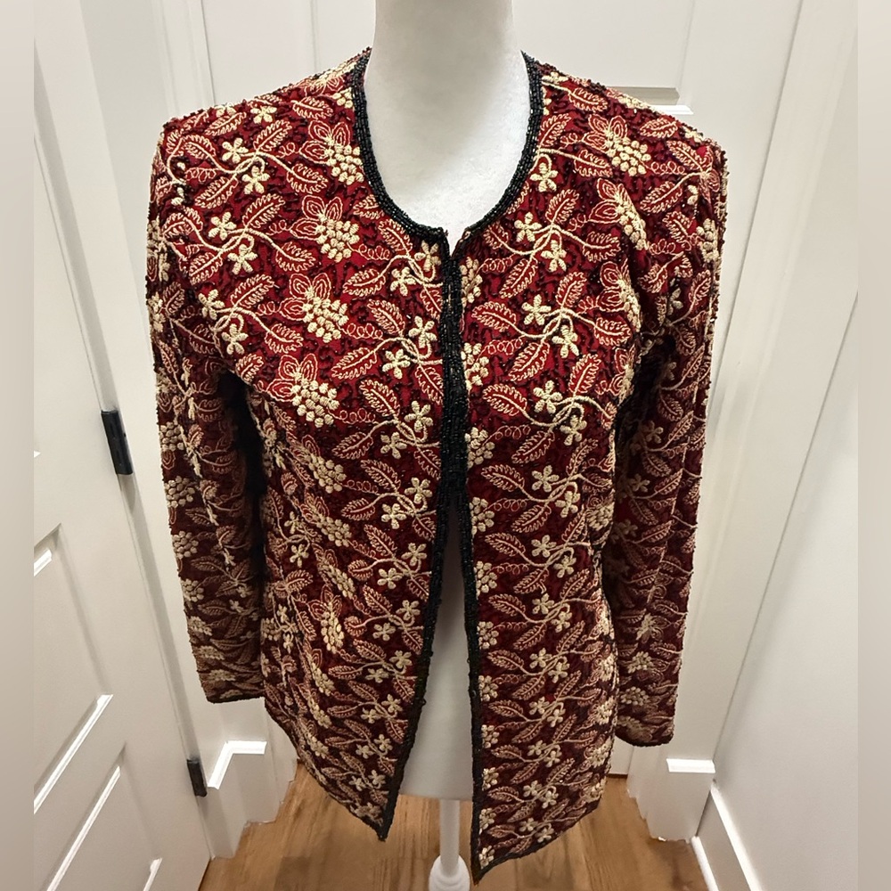 Vintage J Kara Embroidered & Beaded Jacket. Red/Black/Gold. Size Small.